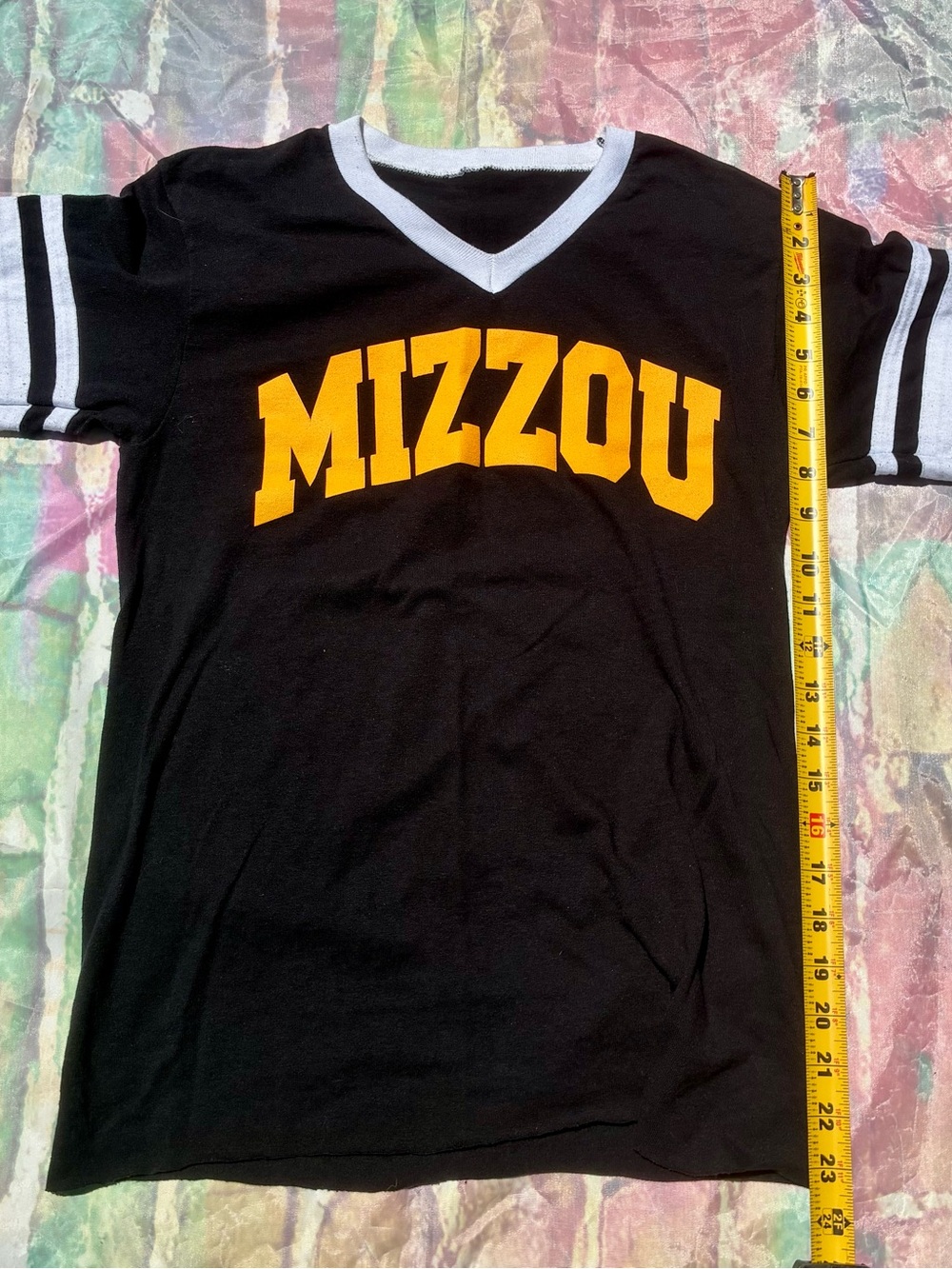 Vintage retro Mizzou Black & Gold Tee